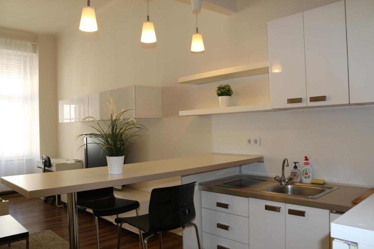 Apartamento Arany Janos Apartman Budapest Exterior foto